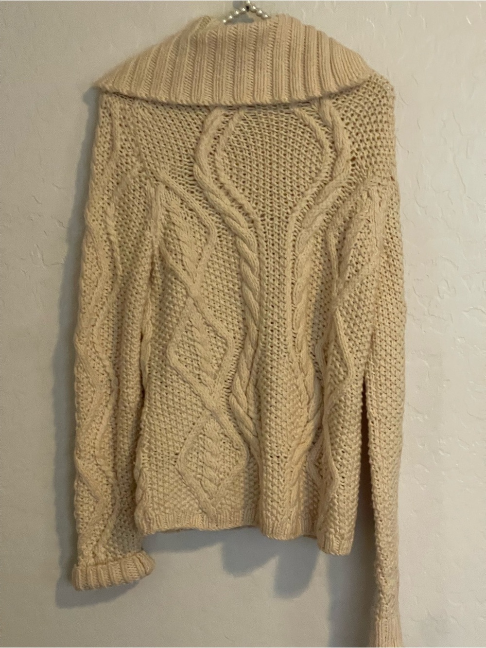 J.Crew Hand knit Toggle Cable knit 100% Wool Sweater Size M - Picture 3 of 3